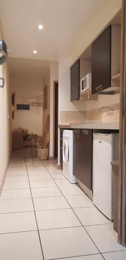 Palmae De Boucan Canot T2 St-Gilles A 200M De La Plage سان جيل لي بان المظهر الخارجي الصورة