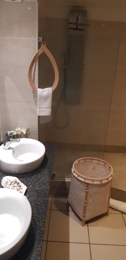 Palmae De Boucan Canot T2 St-Gilles A 200M De La Plage سان جيل لي بان المظهر الخارجي الصورة
